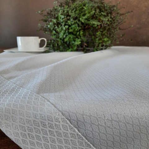OBRUS JOWITA 40 X 200 CM BIAŁY