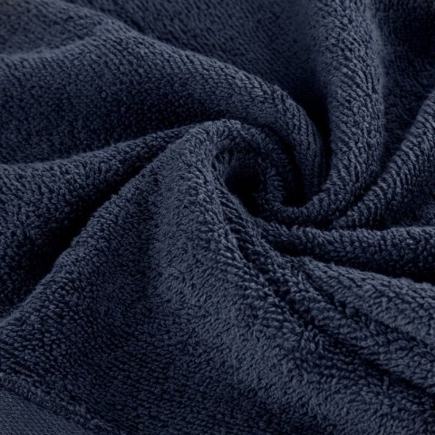 RĘCZNIK BASIC2 30 X 50 CM GRANATOWY